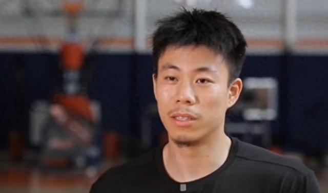 九游体育入口-自己能给上海队带来什么经验？张镇麟：关键回合保持好心态很重要
